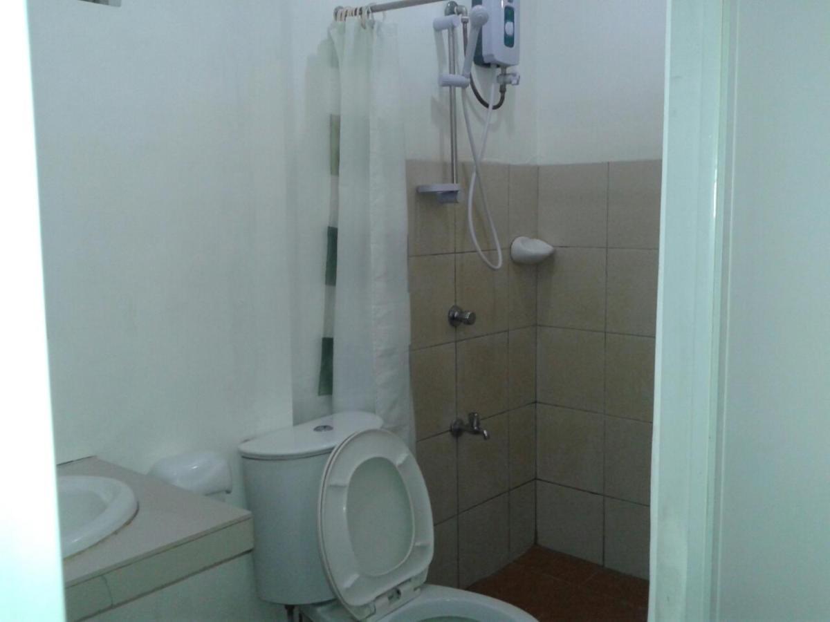 באקולוד 11Th Street Bed And Breakfast חדר תמונה