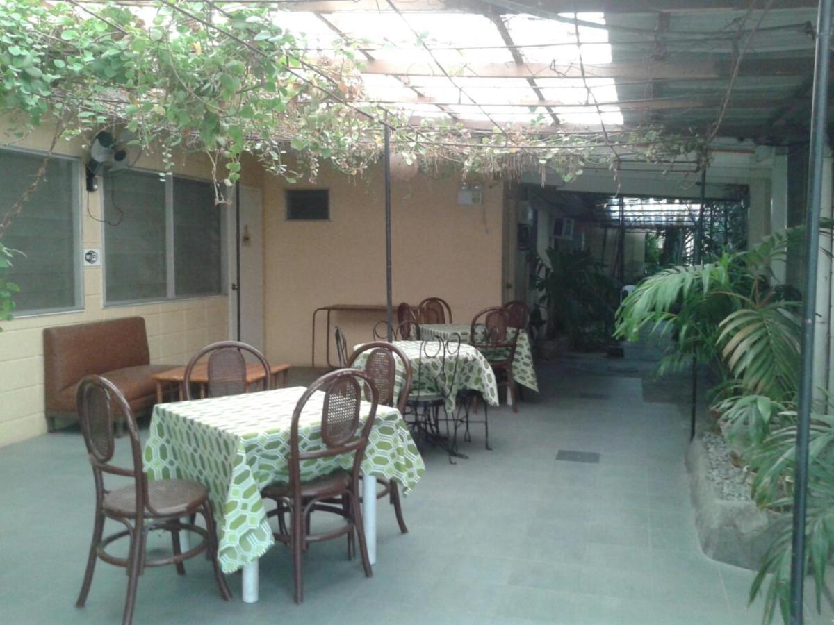 באקולוד 11Th Street Bed And Breakfast מראה חיצוני תמונה