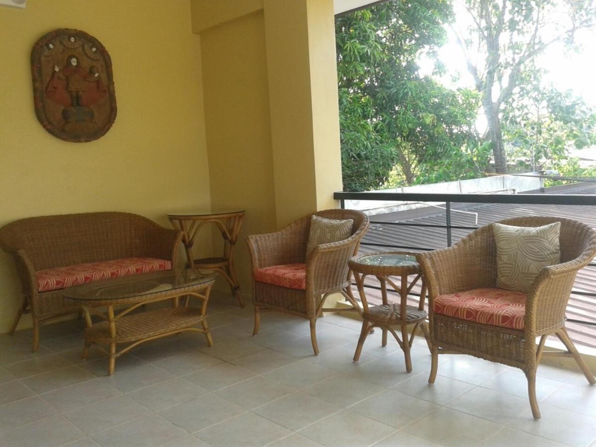 באקולוד 11Th Street Bed And Breakfast מראה חיצוני תמונה